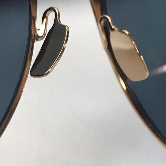 - 💯 Original - Fendi Black with Rose Gold Metal Frame - Picture 13 of 17